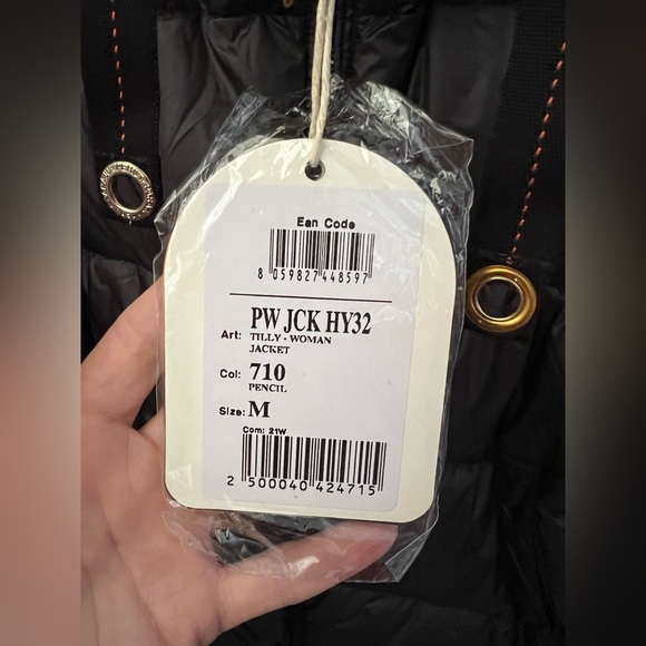 New PARAJUMPERS Short Puffers Tilly Hooded Down Jacket in Black Size Medium - Picture 14 of 17